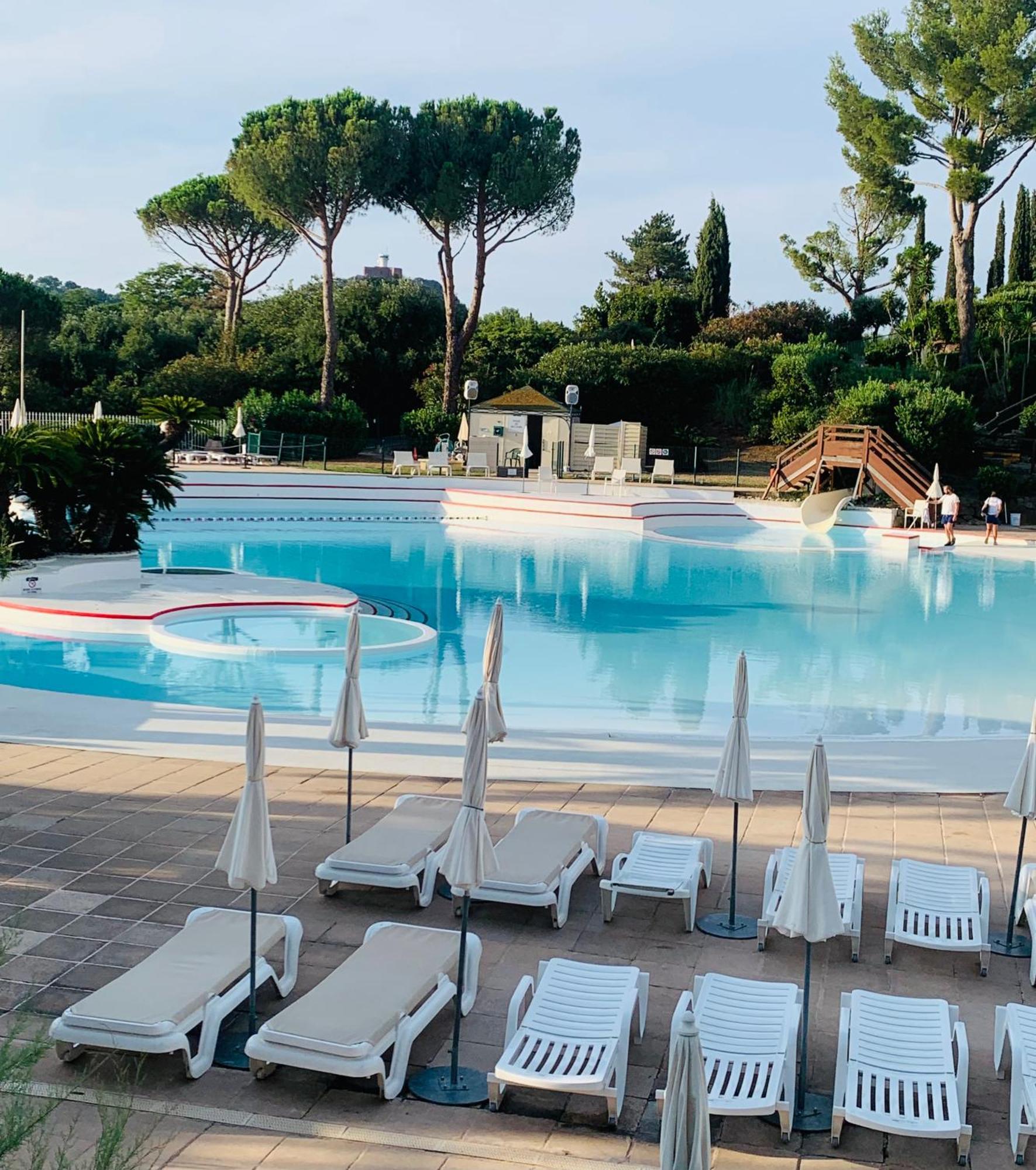 T2 En Rez De Jardin Privatif Cloture , Cap Esterel Pierre Et Vacances ,Piscine Chauffee Des Le 05 Avril Au 02 Novembre Saint-Raphaël Buitenkant foto